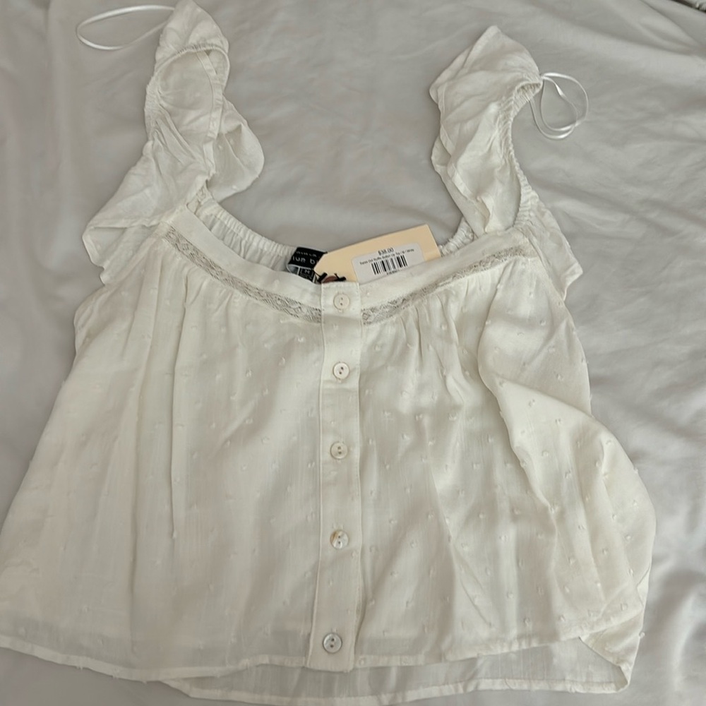 Blue Blush White Top